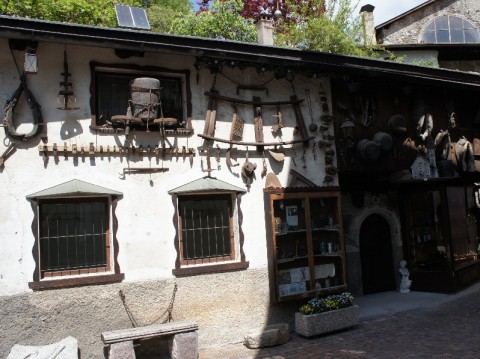 Klausen